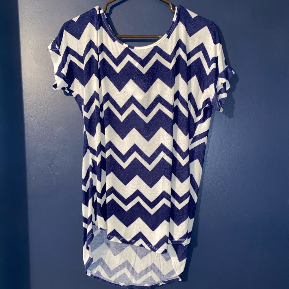 Chevron top